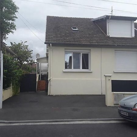Maisonnette 28 M2 Au Fond Du Jardin Calme&Confort 몽테빌레 외부 사진